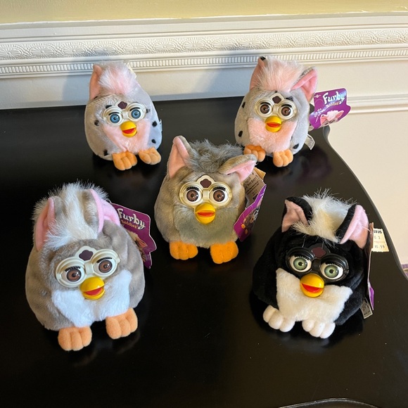 vintage 1999 NWT- set(5) Furby Buddies 4”- will also sell individually